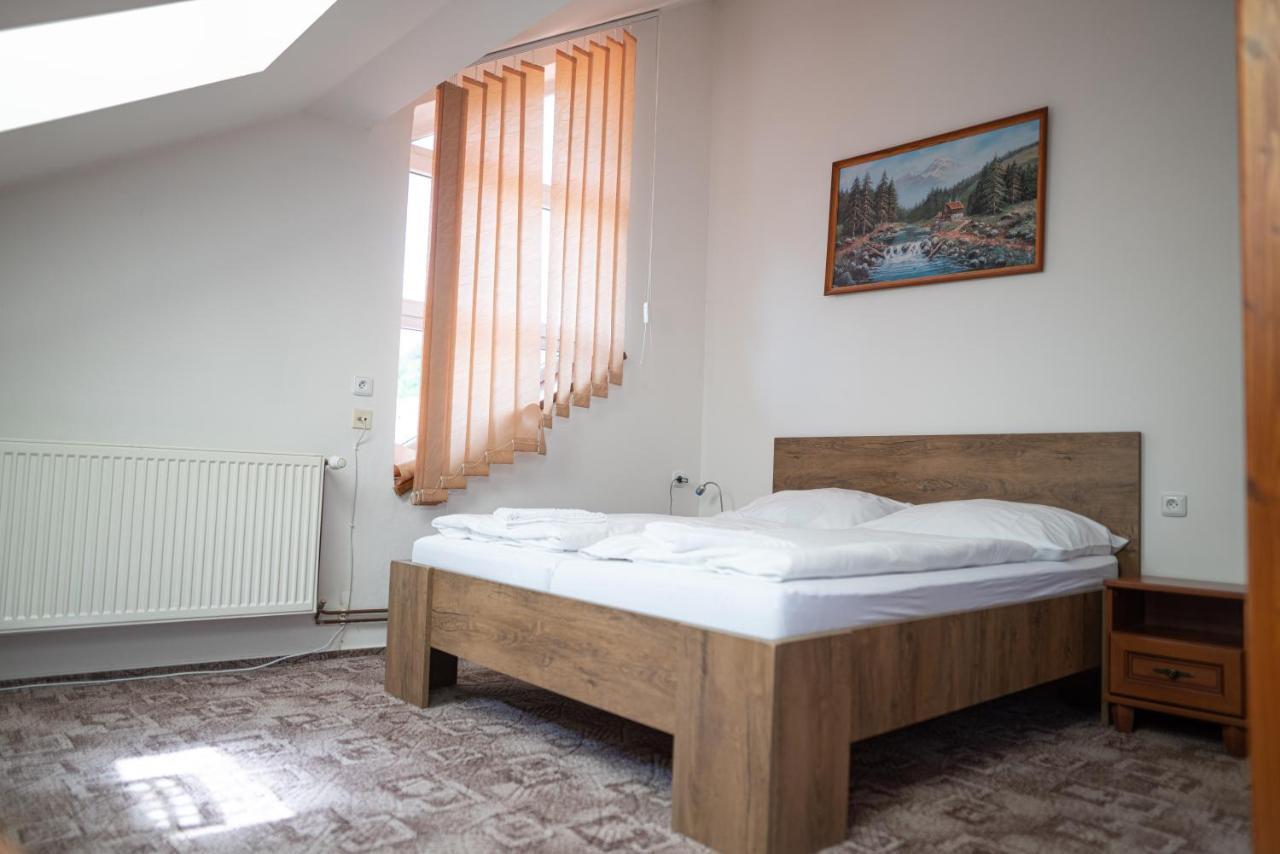 Penzion U Jirsaka Vikýřovice Buitenkant foto